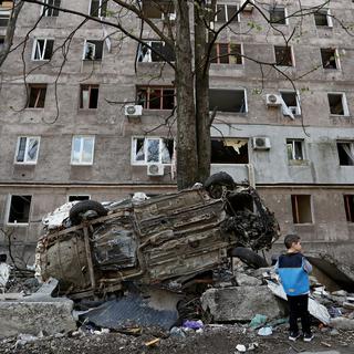 Un quartier ravagé à Marioupol. [Reuters - Alexander Ermochenko]