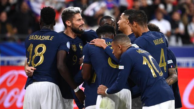 Olivier Giroud (2e depuis la gauche) a marqué son 49e but pour les Bleus lors de la victoire contre l'Autriche.