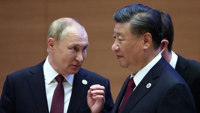 Vladimir Poutine et Xi Jinping se sont retrouvés lors du sommet de l’OCS en Ouzbékistan en septembre. [Keystone - Sergei Bobylev]