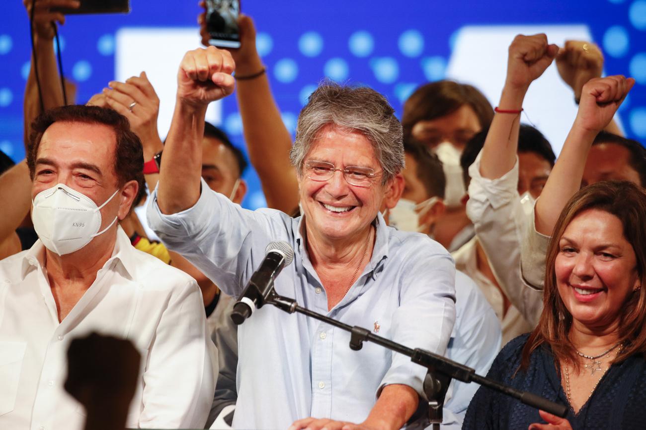 L'ex-banquier conservateur Guillermo Lasso a été élu dimanche président d'Equateur. [Keystone/AP - Angel Dejesus]