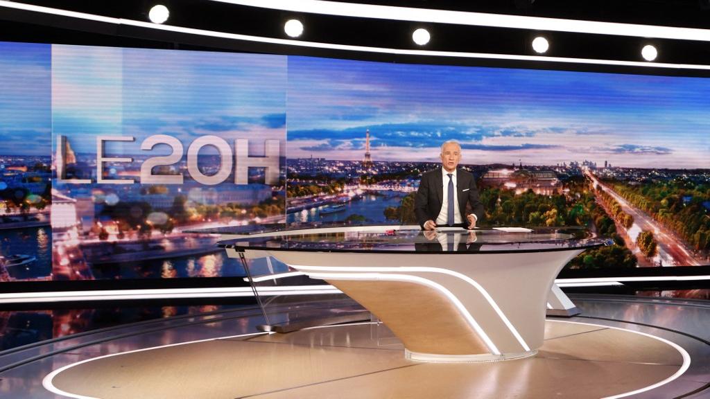 Le présentateur du 20H de TF1 Gilles Bouleau, le 13.04.2022. [Pool/AFP - Ludovic Marin]