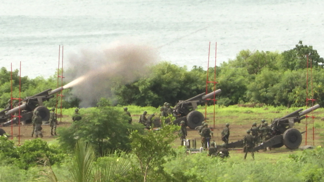 Tirs de l'artillerie de Taïwan lors d'un exercice le 09.08.2022 à Pingtung. [AP/Keystone - Johnson Lai]