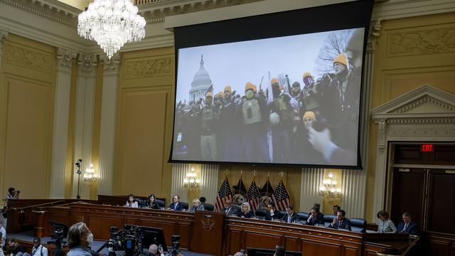 Une vidéo du 6 janvier est diffusée dans le cadre de l'enquête sur l'attaque du 6 janvier contre le Capitole américain, au Capitole à Washington, mardi 28 juin 2022. [Anna Moneymaker/Pool via AP/KEYSTONE]