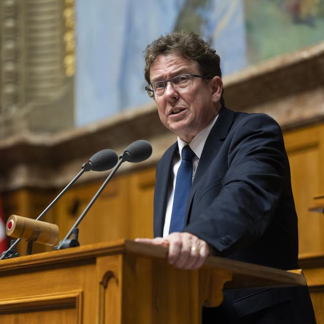 Albert Rösti s'exprime au Parlement fédéral le lundi 26 septembre 2022. [Keystone - Peter Klaunzer]