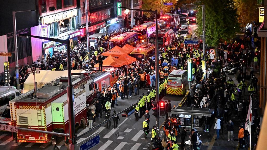 Bousculade géante à la fête d'Halloween à Séoul, nombreuses personnes en réanimation. [AFP - Jung Yeon-je]