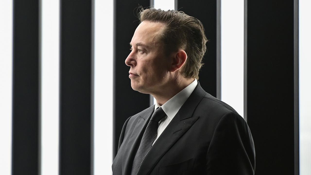 Elon Musk est engagé dans un bras de fer juridique autour du rachat de Twitter. [DPA/Keystone - Patrick Pleul]