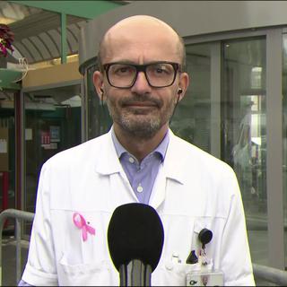 Khalil Zaman, médecin responsable du Centre du sein à Lausanne. [RTS]