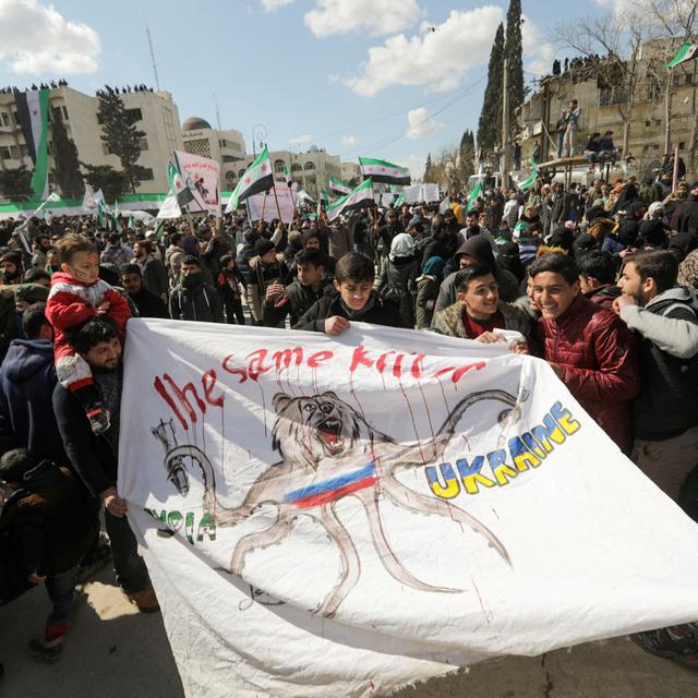 L'Ukraine était en bonne place dans la manifestation à Idleb, en Syrie, 15.03.2022. [Reuters - Khalil Ashawi]