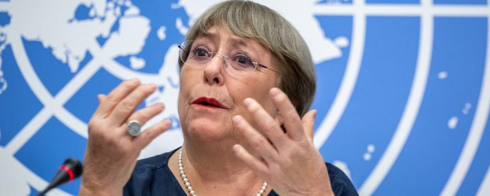 Michelle Bachelet devant la presse à Genève, 25.08.2022. [AFP - Fabrice Coffrini]