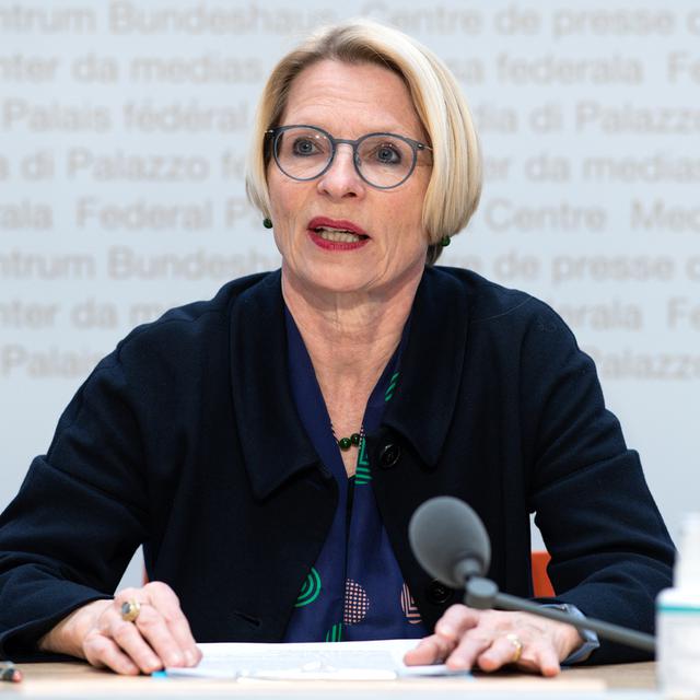 La secrétaire d'Etat Livia Leu, en visite auprès de la commission européenne à Bruxelles, veut s'engager pour que la Suisse s'associe au programme de recherche européen "Horizon". [Keystone - Peter Schneider]