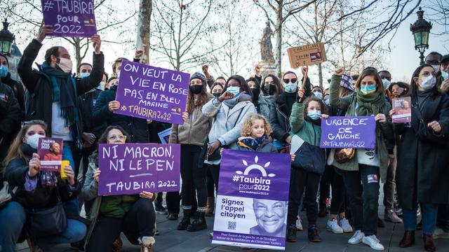 Des militants pour Christiane Taubira avant la primaire populaire. [EPA/Keystone - Christophe petit Tesson]