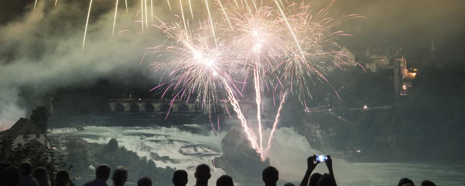 Des feux d'artifice pour le Premier Août 2017. [Keystone - Ennio Leanza]