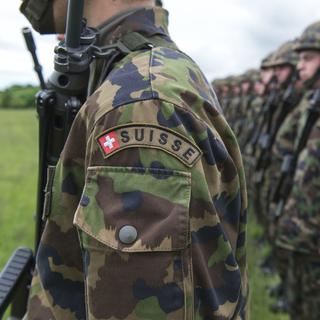 L'UDC exige davantage de moyens et 20'000 soldats supplémentaires pour l'armée suisse. [KEYSTONE - CHRISTIAN BEUTLER]