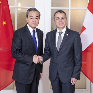 Ministre des affaires étrangères en 2019, Ignazio Cassis avait reçu son homologue chinois Wang Yi à Berne. [Keystone - Alessandro della Valle]