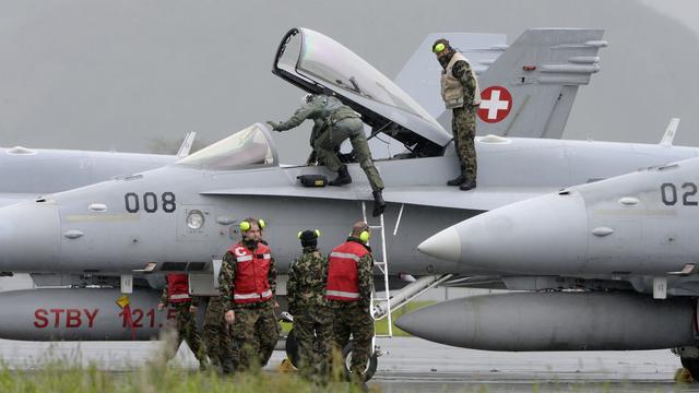 Opération de police du ciel pour des F/A-18 de l'armée suisse (archive). [Keystone - Urs Flueeler]