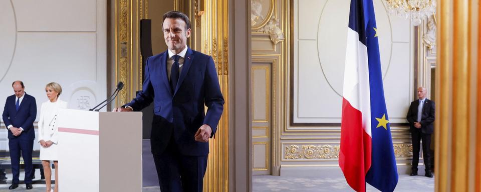 Le président français Emmanuel Macron prononce un discours lors de la cérémonie de son investiture pour un second mandat au palais de l'Élysée, à Paris, en France, samedi 7 mai 2022. [Pool via AP/KEYSTONE - Gonzalo Fuentes]