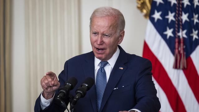 Le président des Etats-Unis Joe Biden a promulgué mardi son plan d'investissement de 430 milliards de dollars visant notamment à combattre le changement climatique. [Jim Lo Scalzo]