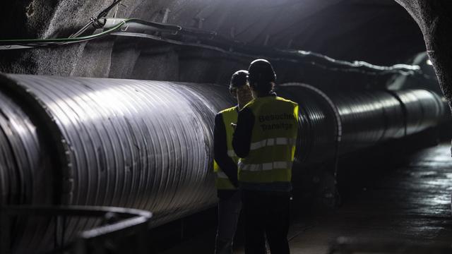 Pipeline souterrain pour le transit du gaz à Urweid, dans l'Oberland bernois. [Keystone - Peter Schneider]