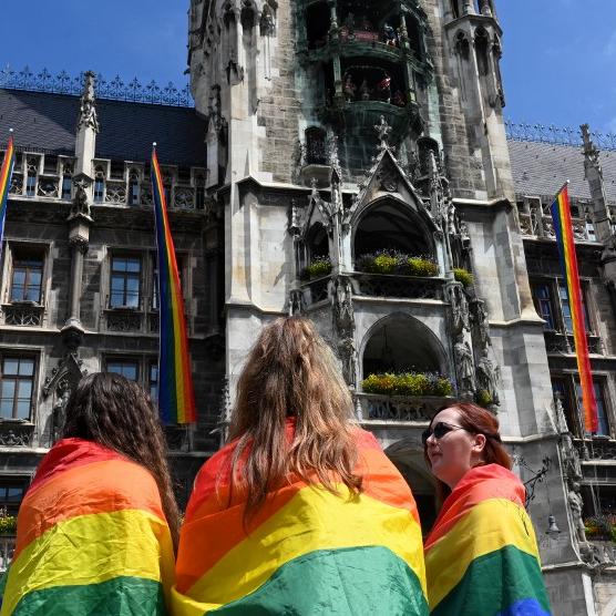 Une messe queer est organisée une fois par mois à Munich. [AFP - Christof Stache]