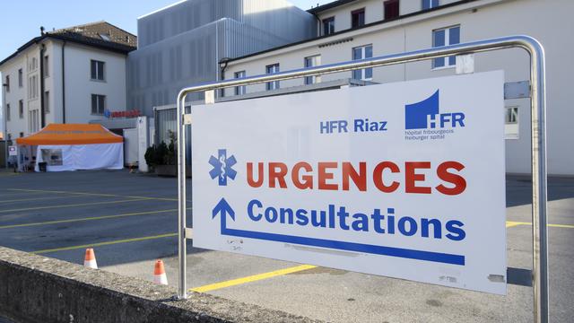 Le HFR s'inquiète particulièrement du "binge drinking" chez les jeunes. [Keystone - Anthony Anex]