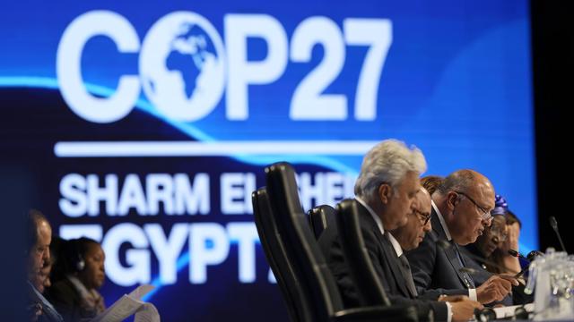 Le président de la COP27 s'exprime lors de la séance de clôture. [AP Photo/Keystone - Peter Dejong]