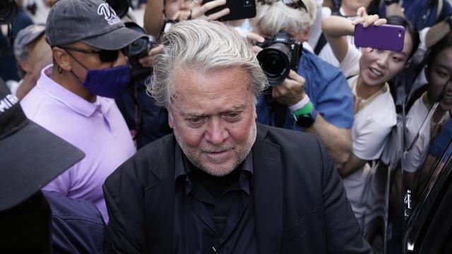 Steve Bannon reconnu coupable d'entrave à l'enquête sur l'assaut du Capitole. [Keystone - Patrick Semansky]