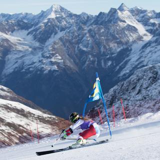 La saison du ski alpin débute ce vendredi sur le glacier autrichien de Sölden. [Keystone - Johann Groder]