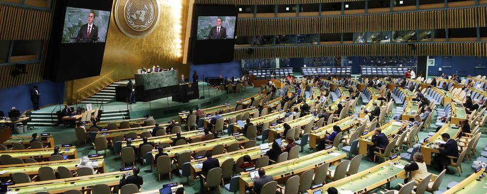 Mardi 20 septembre: le président suisse Ignazio Cassis s'exprime devant l'Assemblée générale de l'ONU à New York. [Keystone/EPA - Jason Szenes]