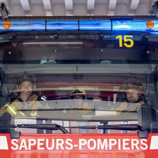 Une douzaine de pompiers genevois ont prêté main forte en Gironde (image d'illustration).). [Keystone - Martial Trezzini]