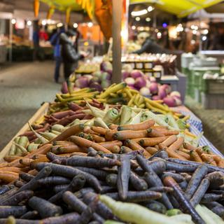 Rüeblimärt, le marché aux carottes d'Araau. [Keystone - Alexandra Wey]