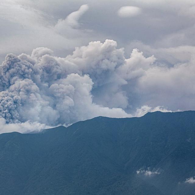 Eruption volcanique en Indonésie, des cendres à 3 km de haut. [Afp - Adi Prima]