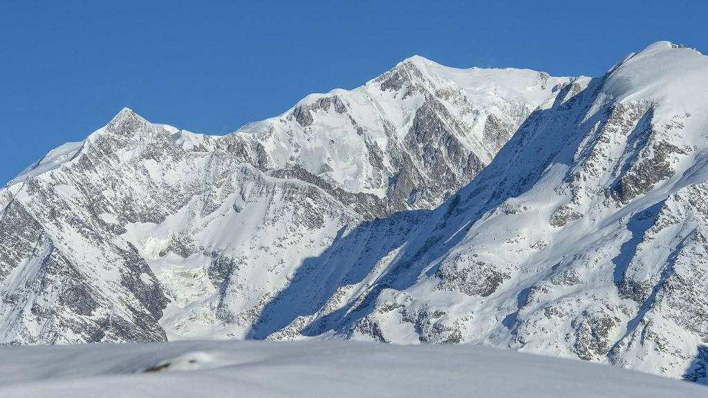 L'avalanche s'est déclenchée sous les Dômes de Miage, dans le massif du Mont Blanc. [Hemis/AFP - Gilles Lansard]