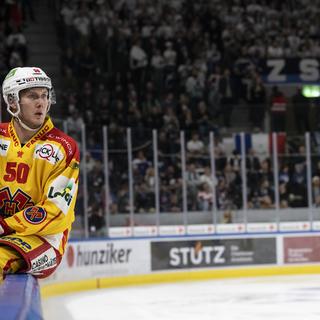 Le joueur suédois Viktor Lööv est de retour au HC Bienne. [Keystone - Ennio Leanza]