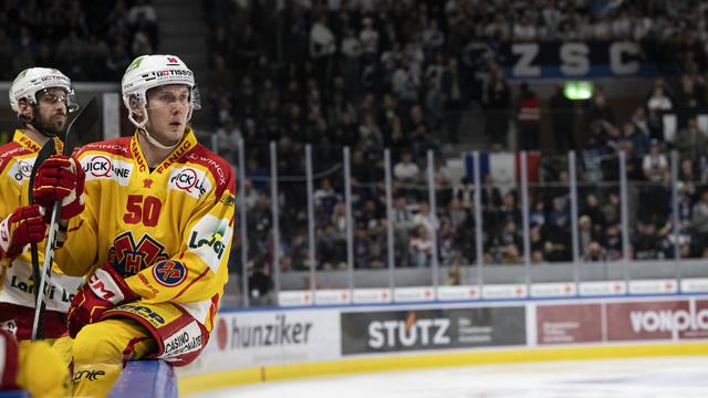 Le joueur suédois Viktor Lööv est de retour au HC Bienne. [Keystone - Ennio Leanza]