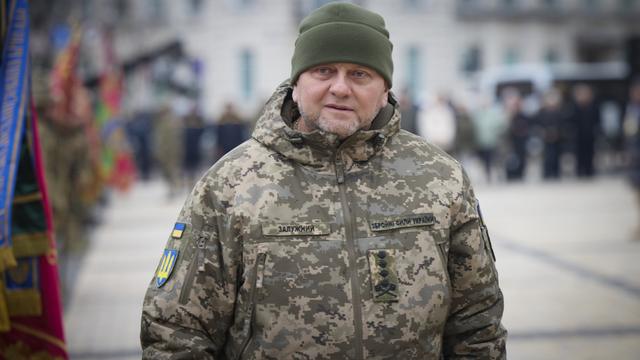 Valeri Zaloujny, commandant en chef de l'armée ukrainienne, photographié ici à Kiev le 24 février 2023 lors de la commémoration de la première année de guerre avec la Russie. [keystone - Service de presse de la présidence ukrainienne]