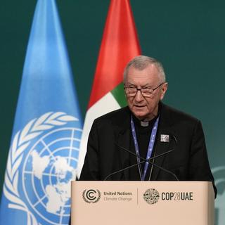 Pietro Parolin, le secrétaire d’État du Vatican, lors de la COP28. [Keystone - AP Photo/Rafiq Maqbool]