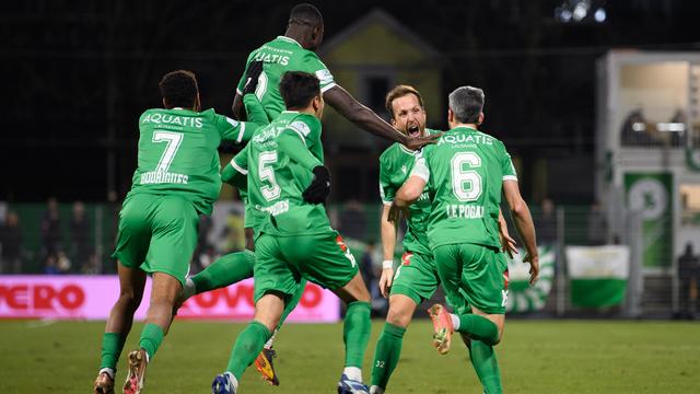 Les Yverdonnois jubilent après l'égalisation d'Anthony Sauthier. [Claudio De Capitani]