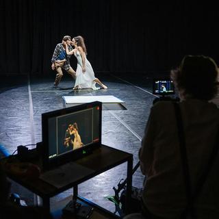 "Nivagation", un spectacle de cinéma-danse-théâtre de Marc Hollogne, en collaboration avec le Ballet Béjart Lausanne. [BBL - Jean-Guy Python]