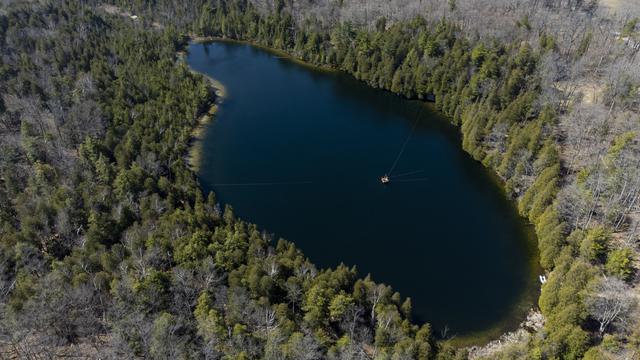 Le lac Crawford, près de Toronto au Canada, a été choisi mardi comme le site de référence mondial du commencement de l'Anthropocène. [AFP]