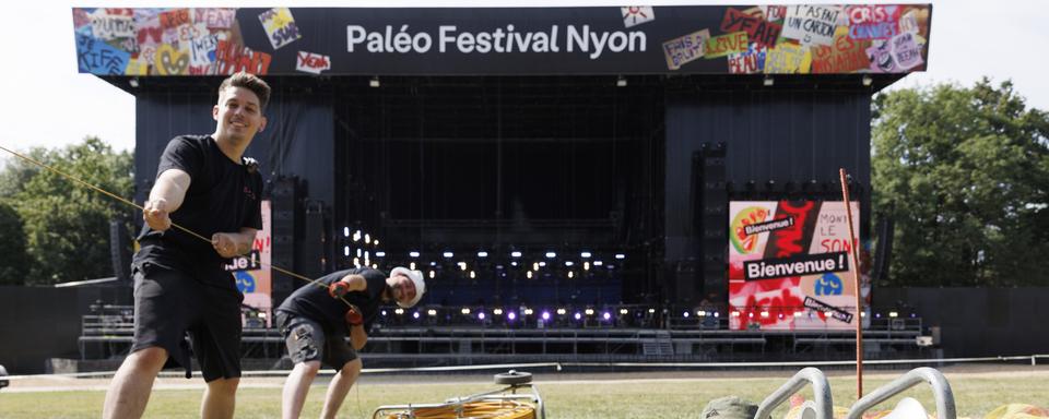 Les derniers préparatifs avant la 46e édition du Paléo Festival à Nyon (VD). [Keystone - Salvatore Di Nolfi]