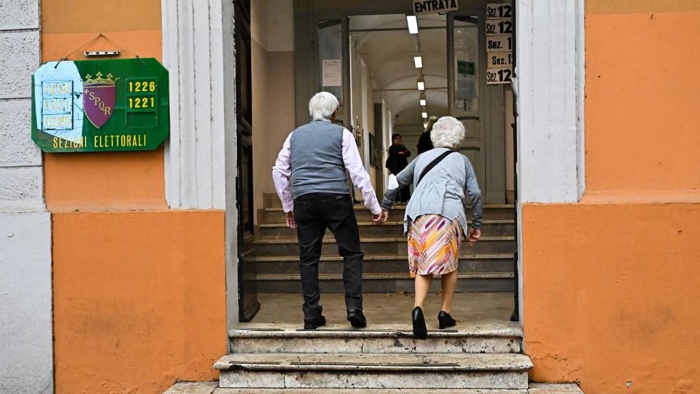 Le nombre de centenaires atteint un niveau record en Italie. [AFP - Alberto Pizzoli]