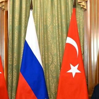 Rencontre entre les présidents Recep Tayyip Erdogan et Vladimir Poutine à Sotchi, le 4 septembre 2023. [Keystone - Mikhael Klimentyev]