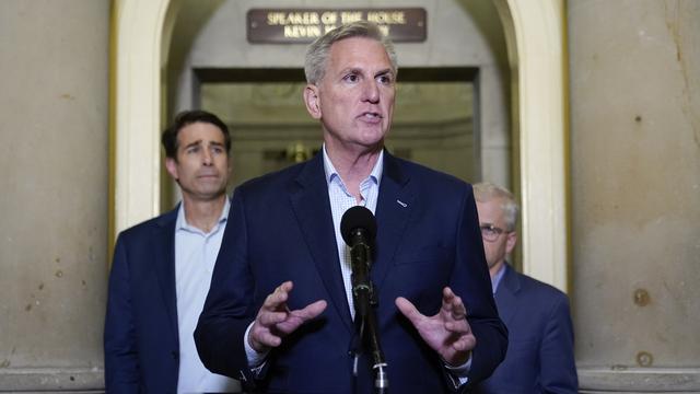 Le "speaker" de la Chambre des représentants a annoncé samedi soir un accord sur le relèvement du plafond de la dette. [Keystone - Patrick Semansky]