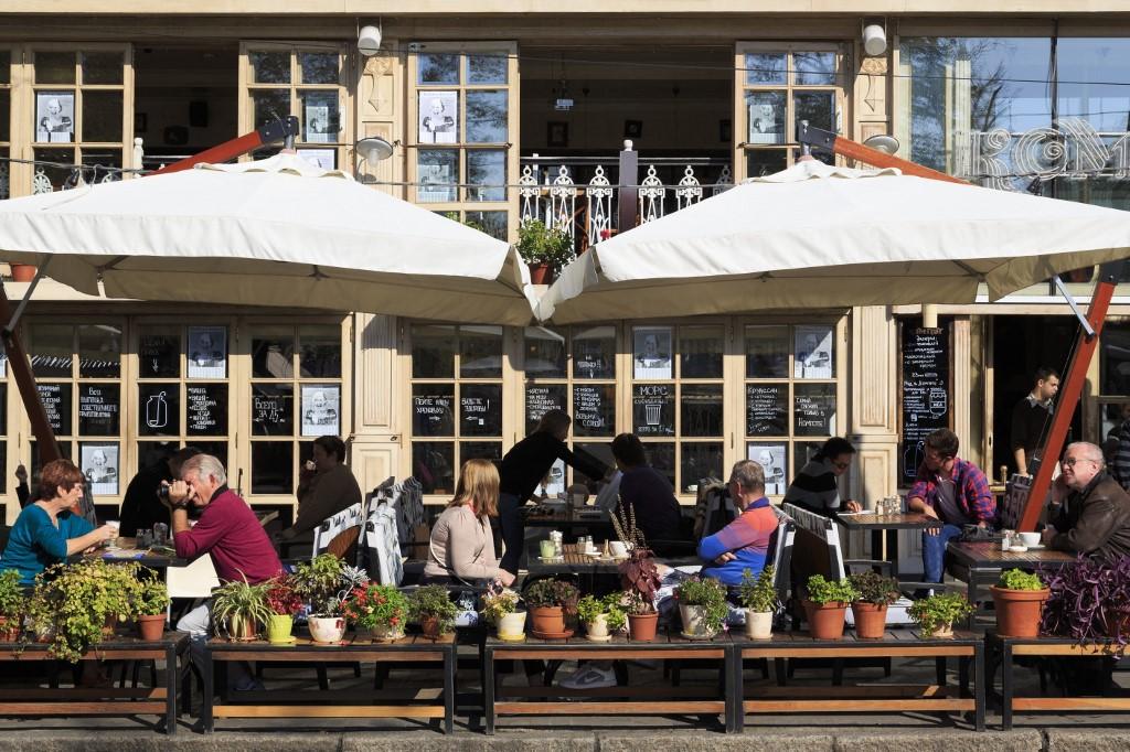 Odessa, un café sur la rue Deribasovskaya en 2013. [AFP/Robert Harding Heritage - Richard Cummins]