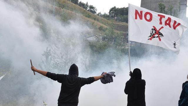 Le projet Turin-Lyon est contesté par manifestations franco-italiennes demandant son arrêt depuis bientôt 5 ans. [Keystone/EPA - Alessandro Di Marco]