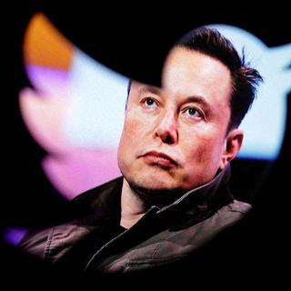 Il y a un an, le 27 octobre 2022, Elon Musk achetait Twitter pour 44 milliards de dollars, après des mois d'une saga hollywoodienne marquée par les attaques au vitriol du milliardaire et les rebondissements judiciaires. [Reuters]