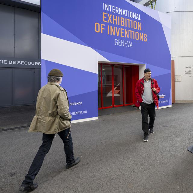 Plus de mille créations et 40 pays représentés au Salon international des inventions à Genève. [Keystone - Martial Trezzini]