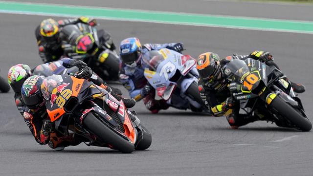 Brad Binder (33) s'est imposé dans la course sprint du GP d'Argentine. [Natacha Pisarenko]