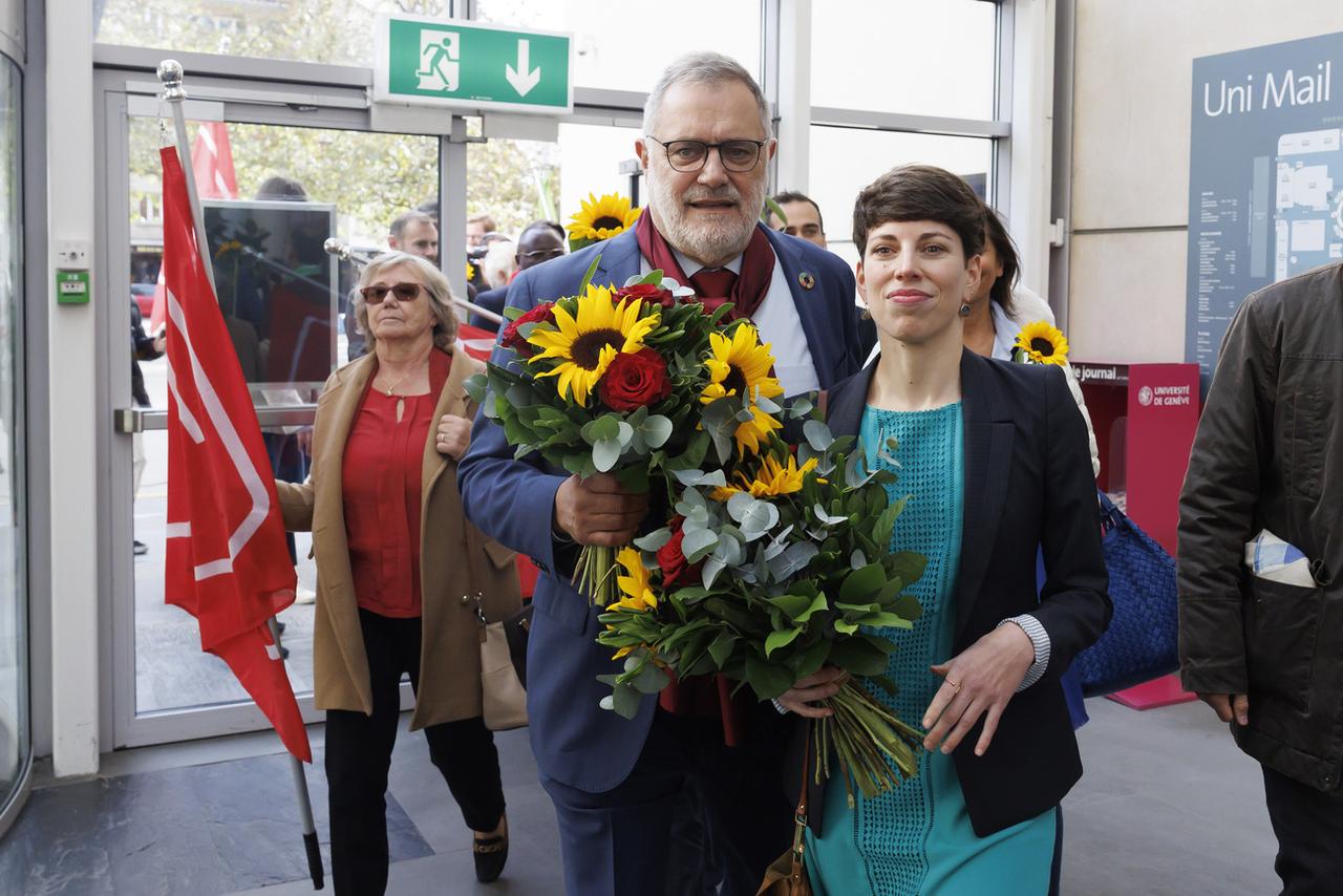 Carlo Sommaruga et Lisa Mazzone à l'issue du premier tour. [Keystone - Salvatore Di Nolfi]