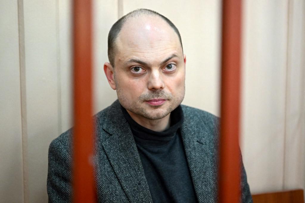 L'opposant russe Vladimir Kara-Murza a été condamné à 25 ans de prison par le tribunal de Moscou le 17 avril 2023. [afp - Natalia Kolesnikova]
